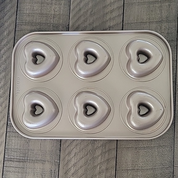 Chefmade Heart Donut Pan - Picture 3 of 7